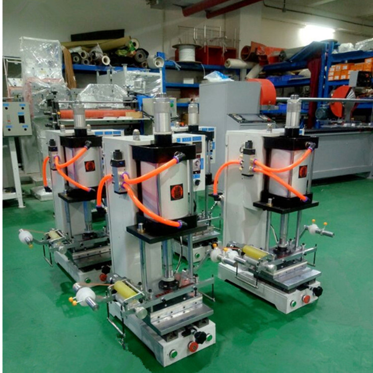 小型氣壓色欲AV永久无码精品无码蜜桃